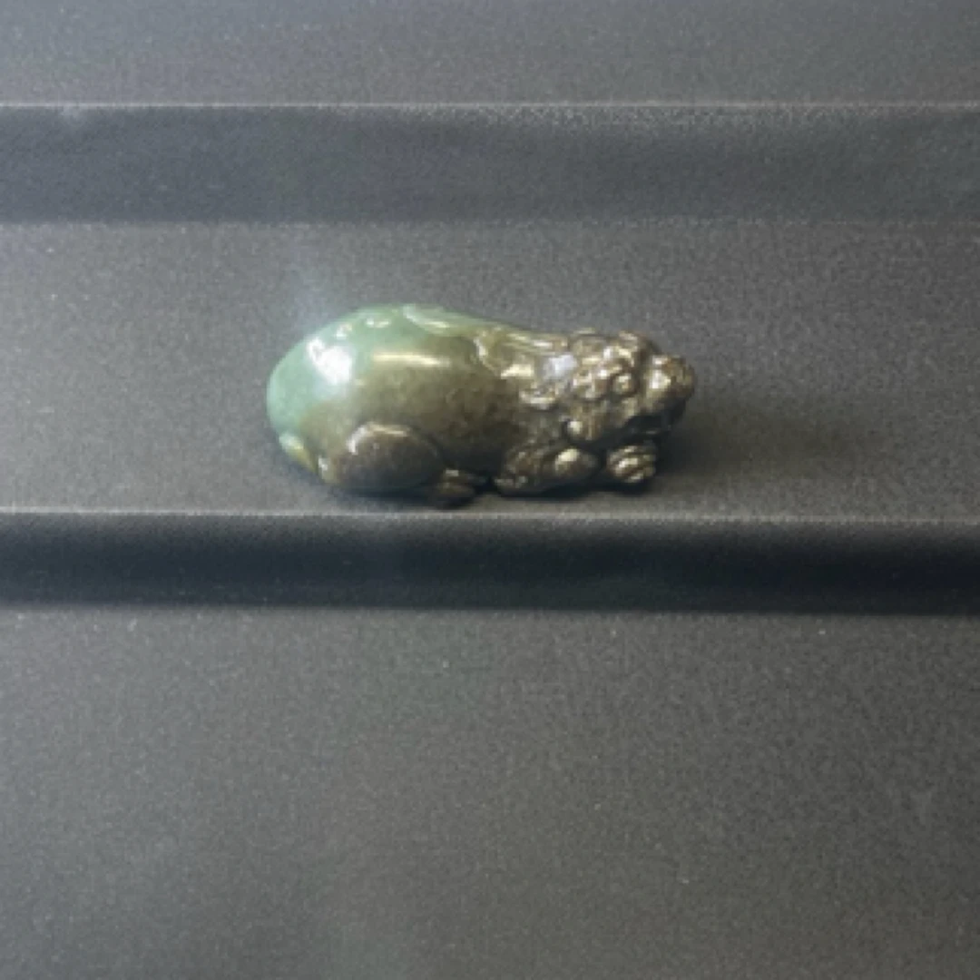 和田玉雕刻貔貅摆件