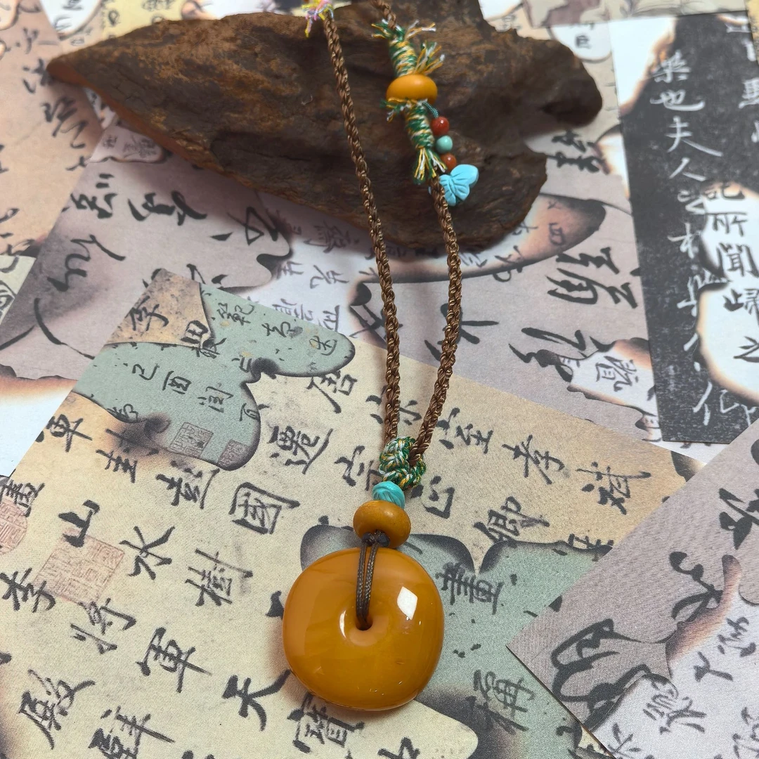【蜜语】原矿天然 老蜜蜡 藏扣饼子吊坠 多样性发一