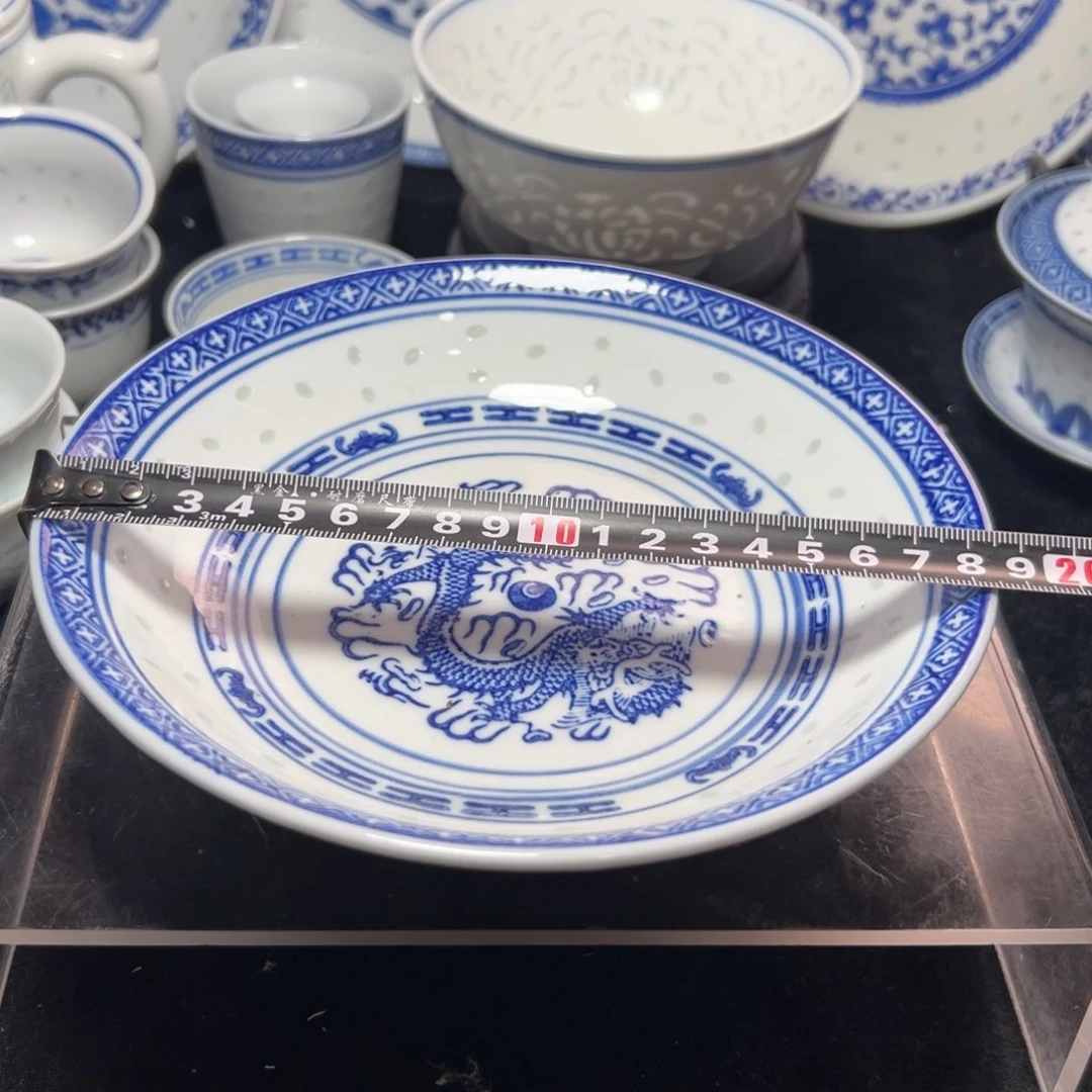 碗青花玲珑7寸盘子