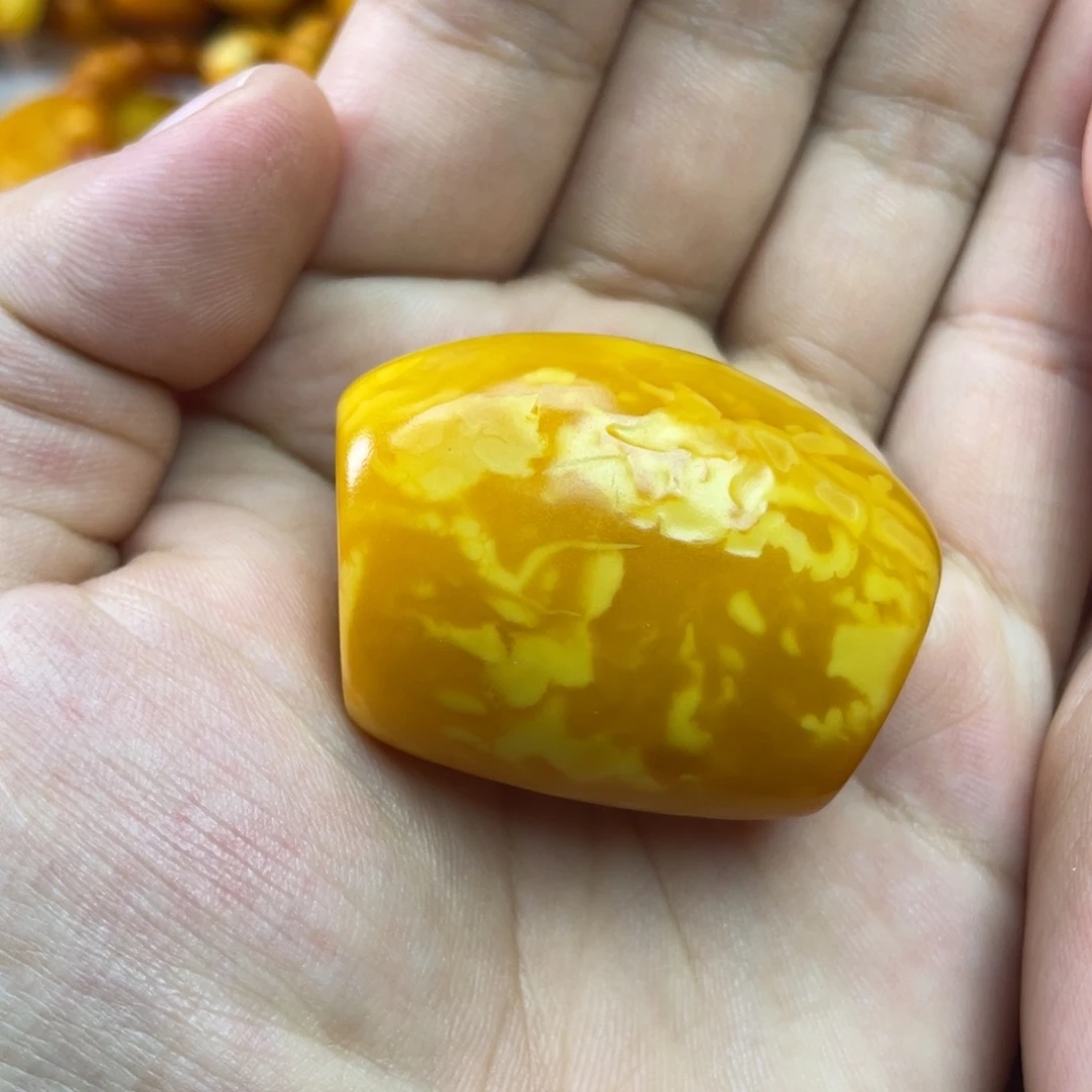琥珀未镶嵌吊坠(不含链)