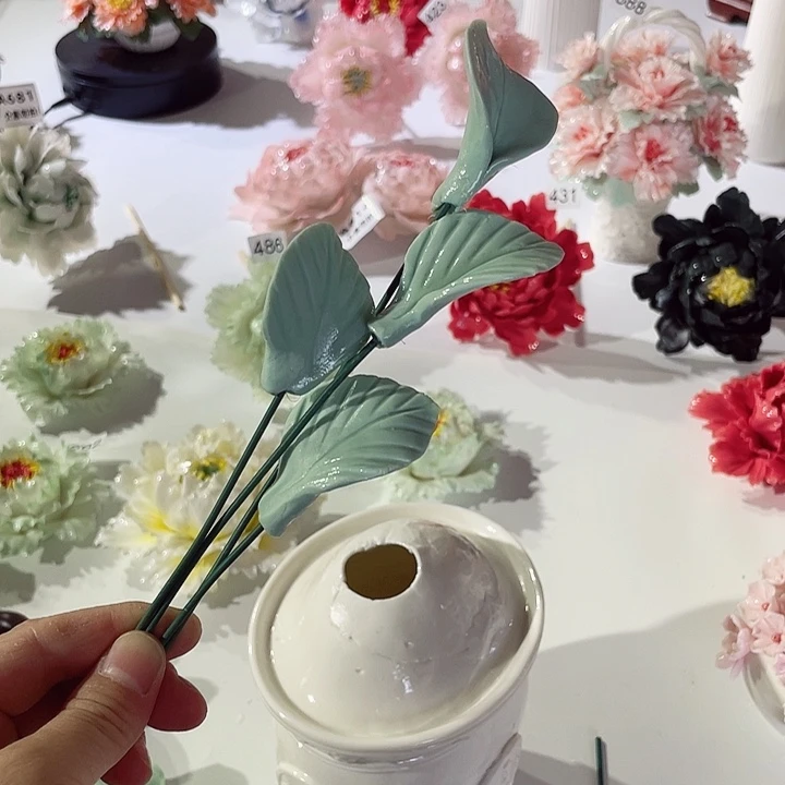 瓷片德化工厂陶瓷手工捏花