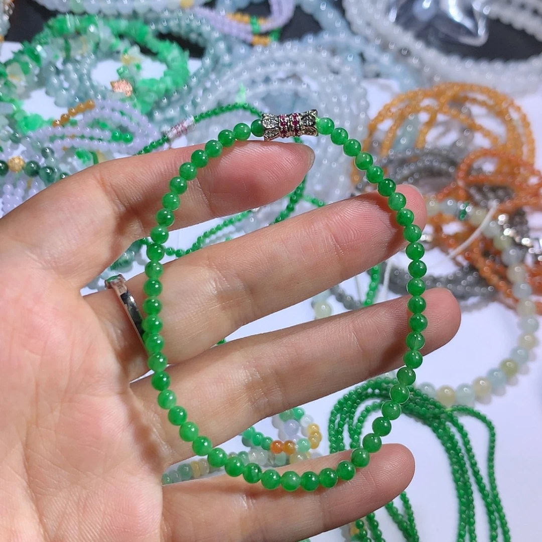 【闪购商品】翡翠挂件未镶嵌珠子直径3.5mm
