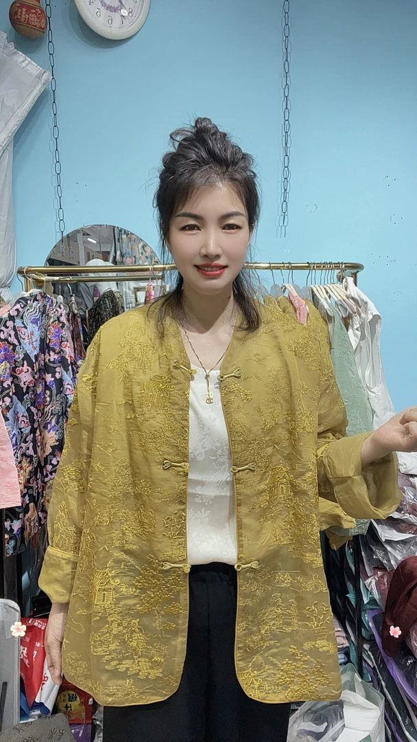 新中式国风轻奢盘扣全身通绣大版落肩女外搭，高端大气