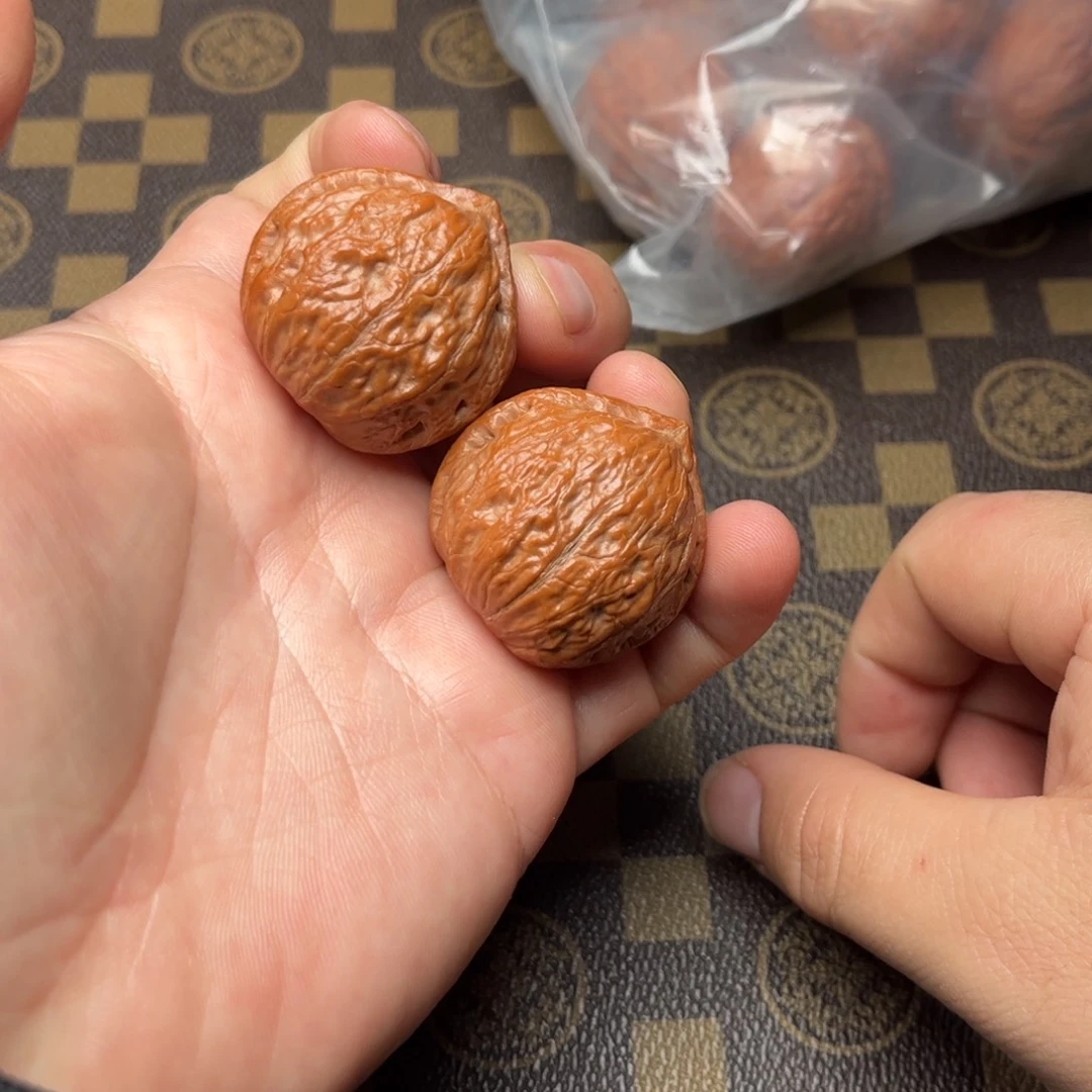 文玩核桃把件6300000000