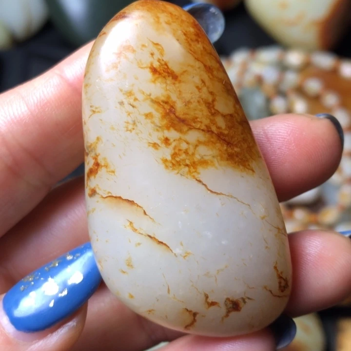 和田玉未镶嵌珠宝奇石