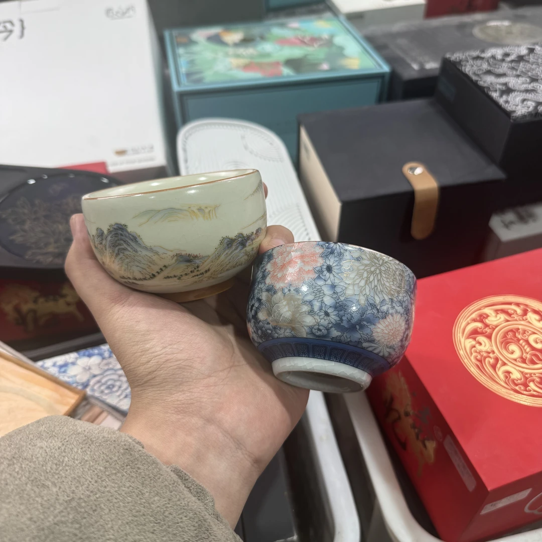 高端高档黄汝千里江山加青花缠枝莲主人杯LL038