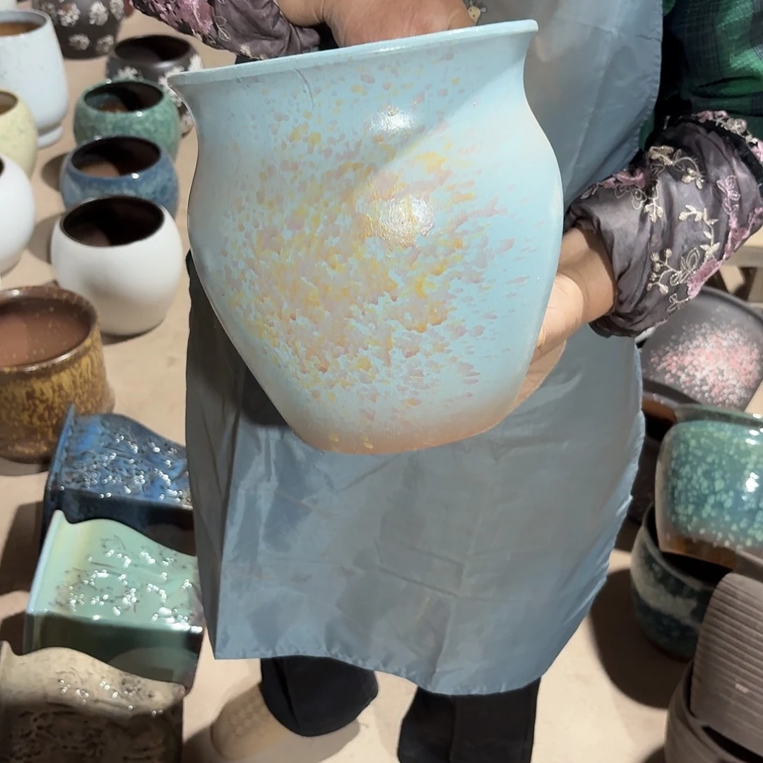 紫砂花盆口21高23一个