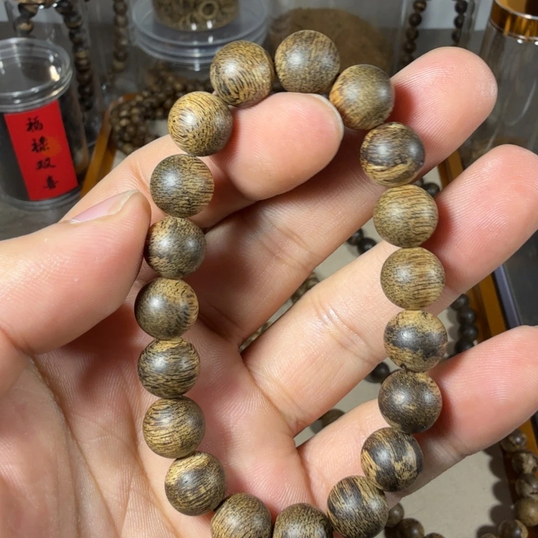 沉香沉香碎屑正区文莱软丝99沉，10克