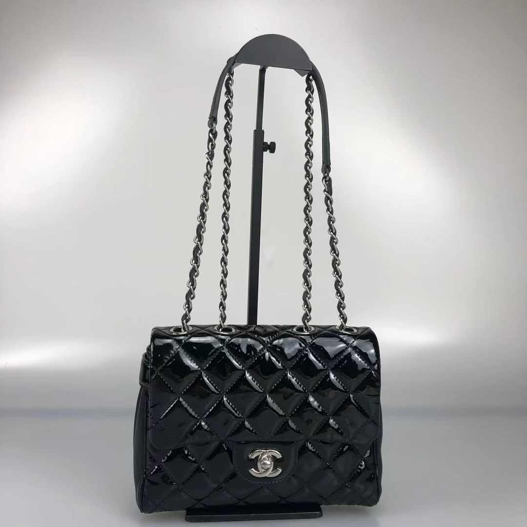 95新 Chanel/香奈儿 黑银漆皮拼皮CF链条包 底长21 22开