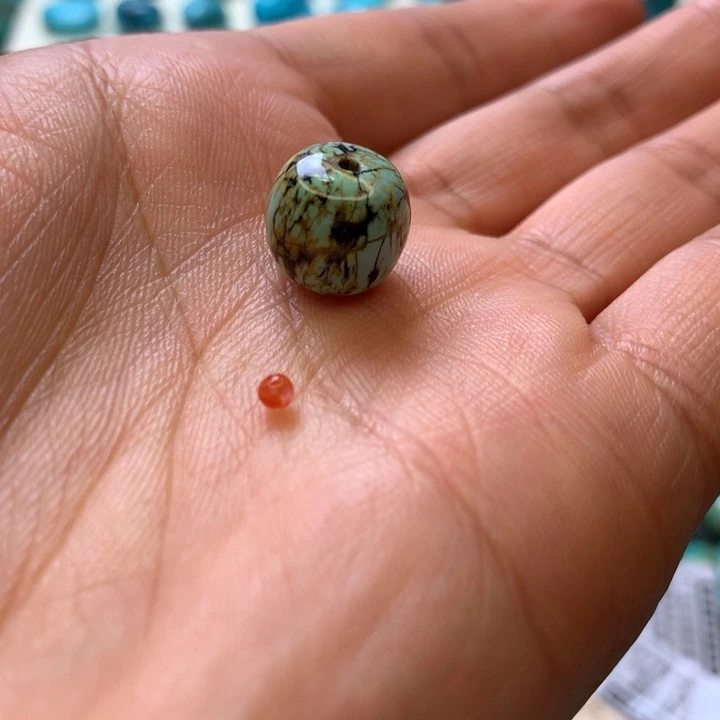 南红玛瑙未镶嵌珠宝奇石