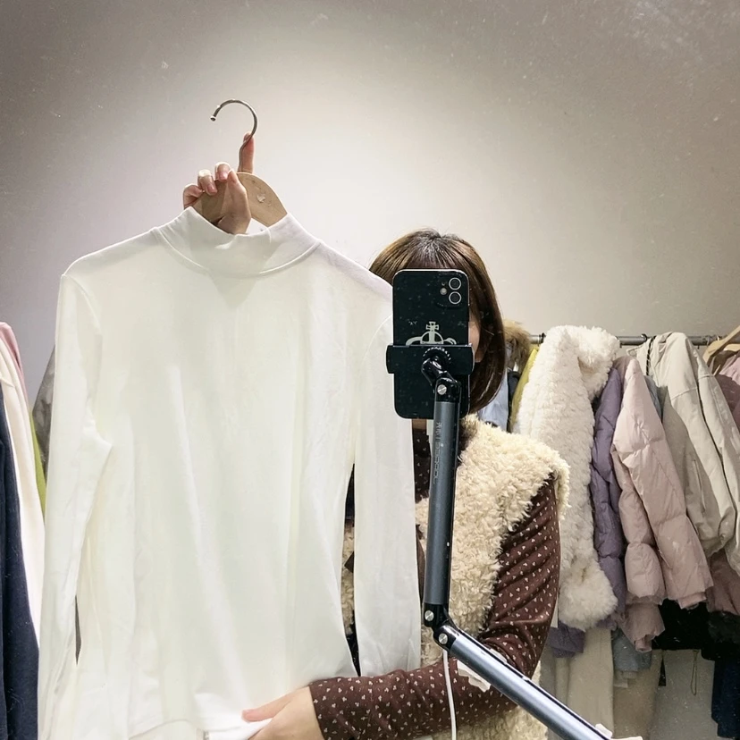 【闪购商品】加绒打底