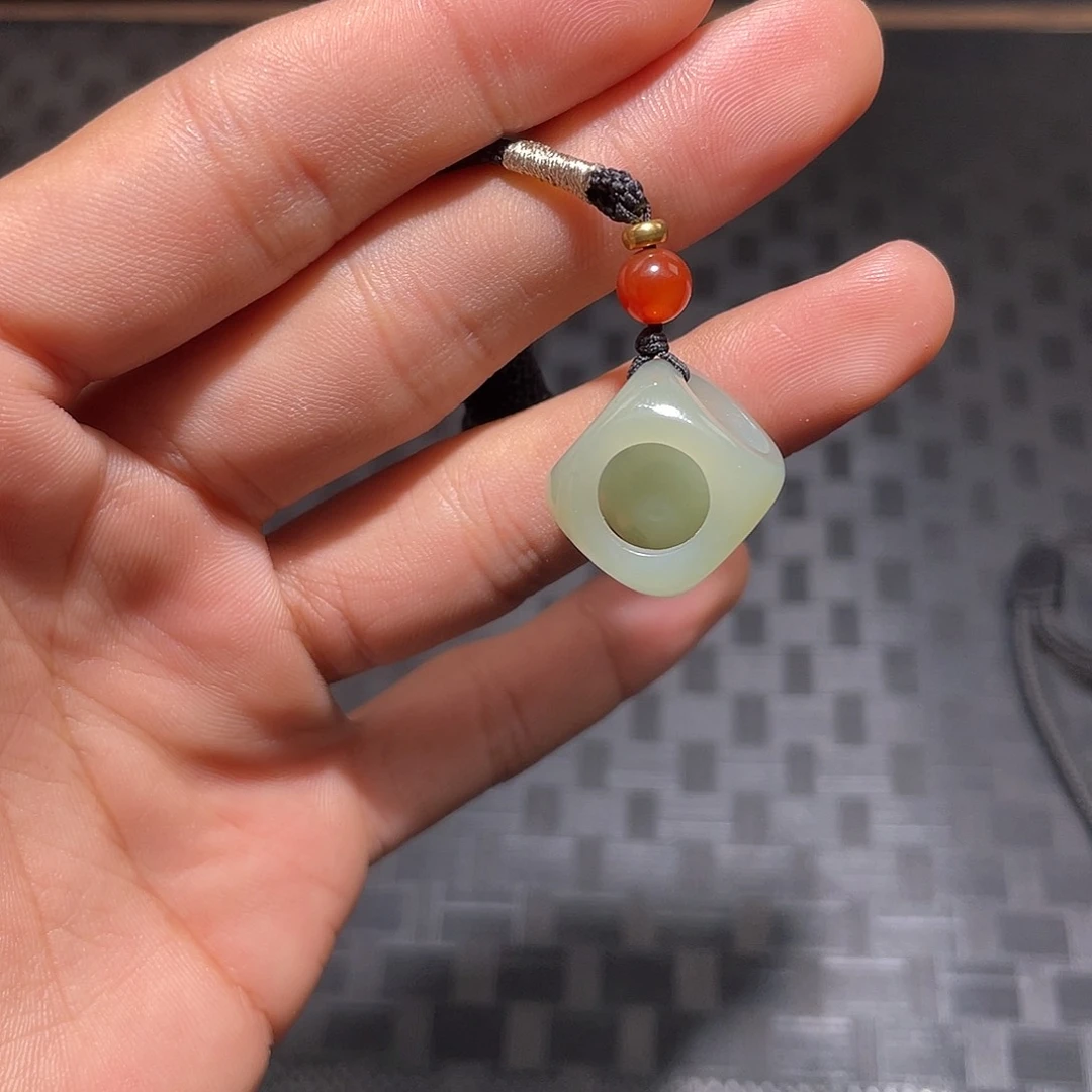 和田玉吊坠6未镶嵌