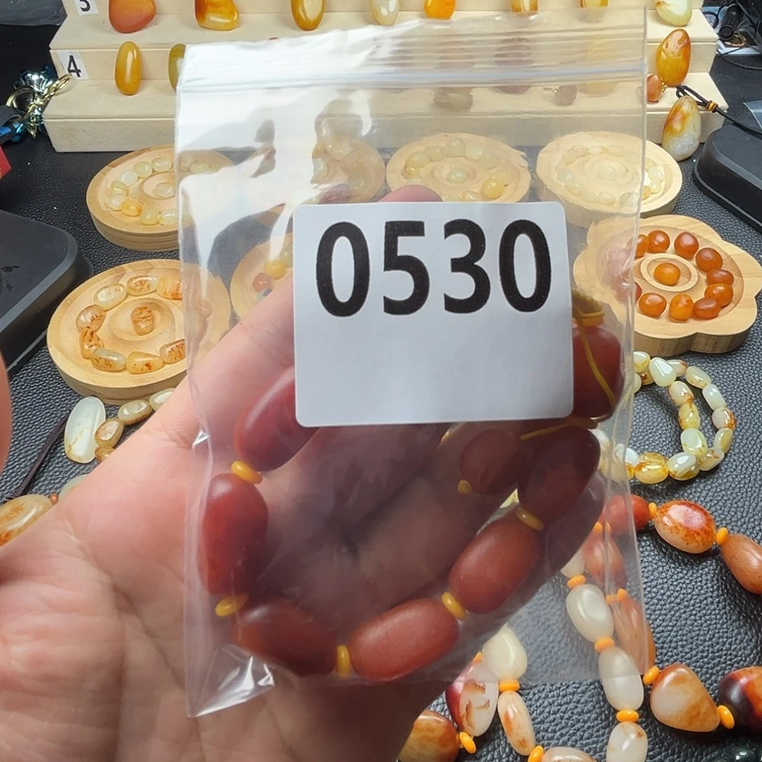 S***c手串未镶嵌和田玉