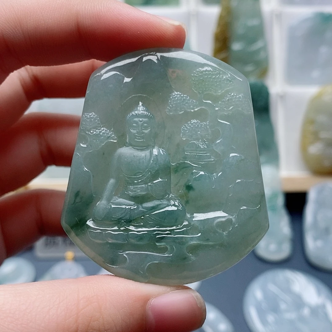 翡翠未镶嵌颈饰阿弥陀佛