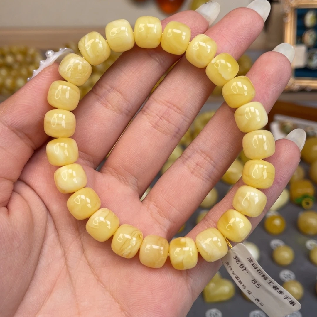 琥珀未镶嵌裸石72