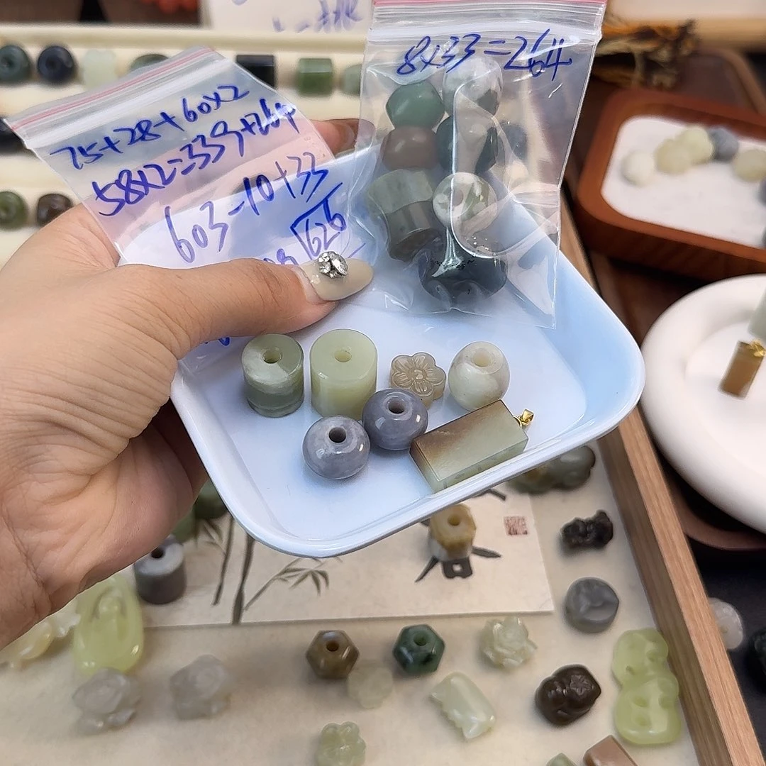 我***扬颈饰未镶嵌和田玉