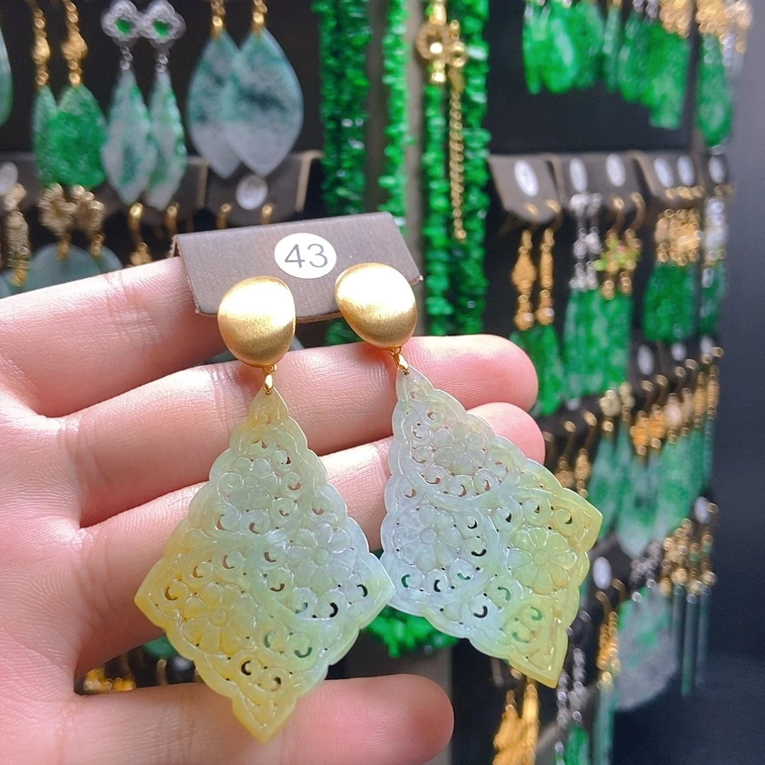 翡翠未镶嵌耳饰翡翠