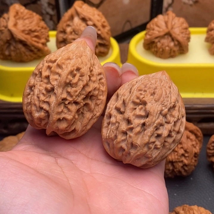 小***醒把件文玩核桃523大沽石38
