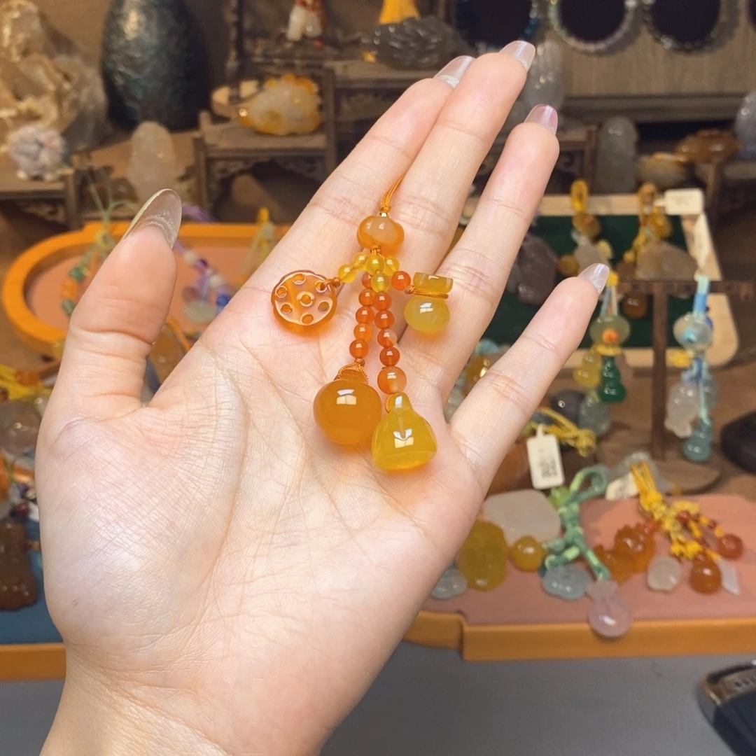 未镶嵌车挂玛瑙/玉髓挂件