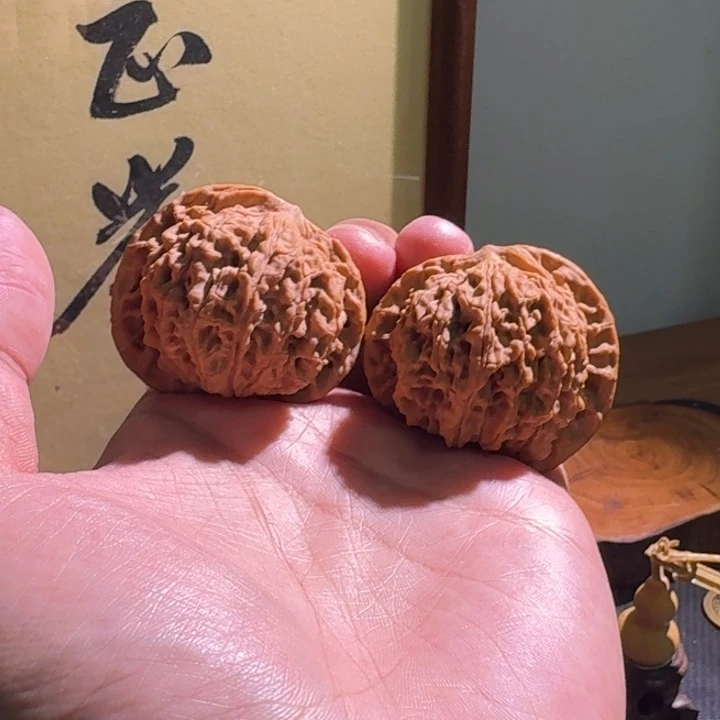 桃核吊坠盘龙纹全品46