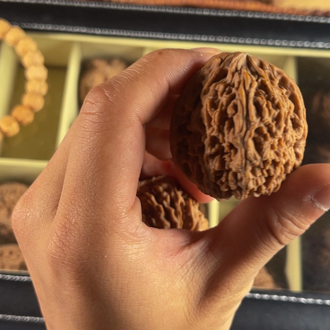 吊坠文玩核桃11号如图