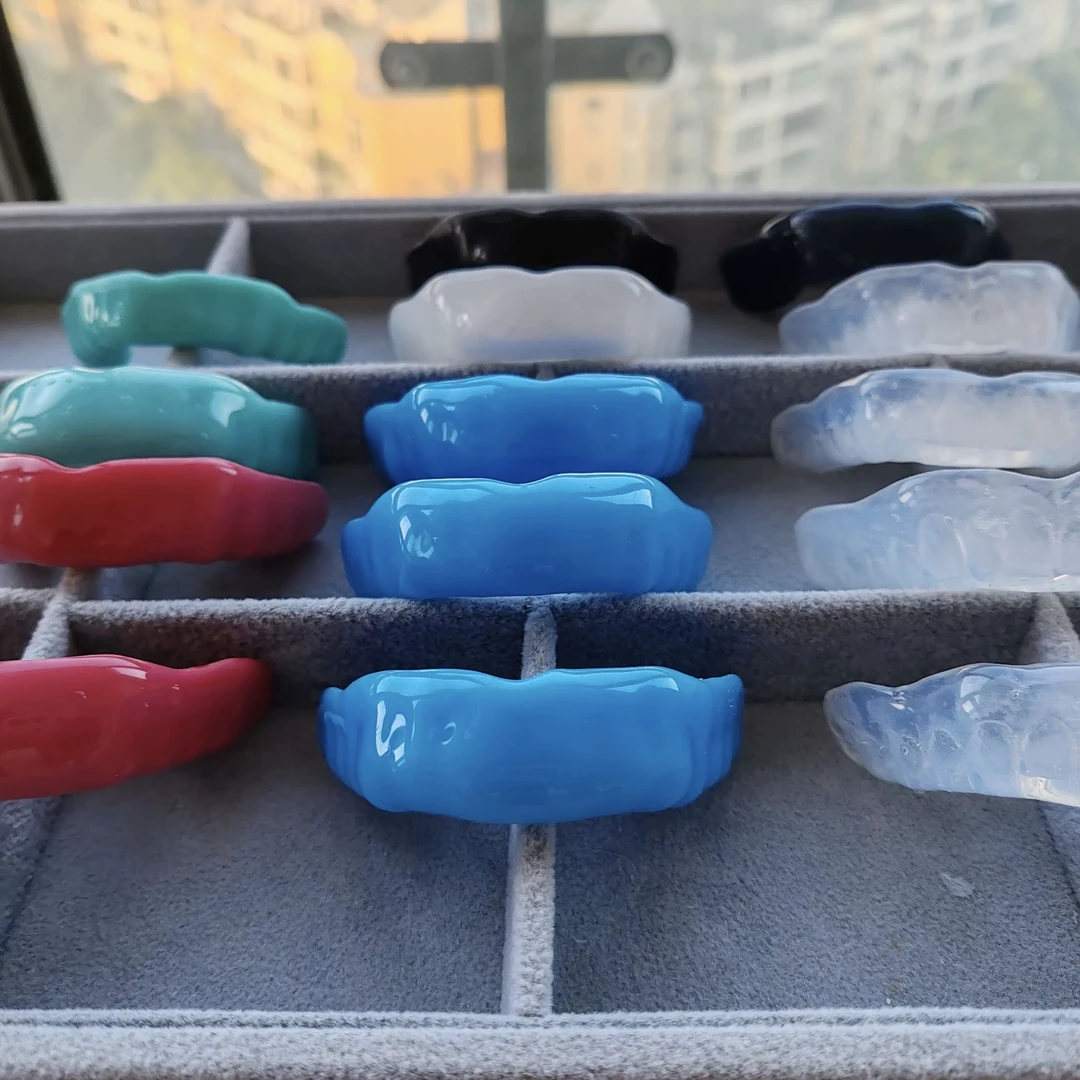 C1 定制拳击护齿 / 双层纯色护齿/完全贴合不掉落 实战不影响呼吸