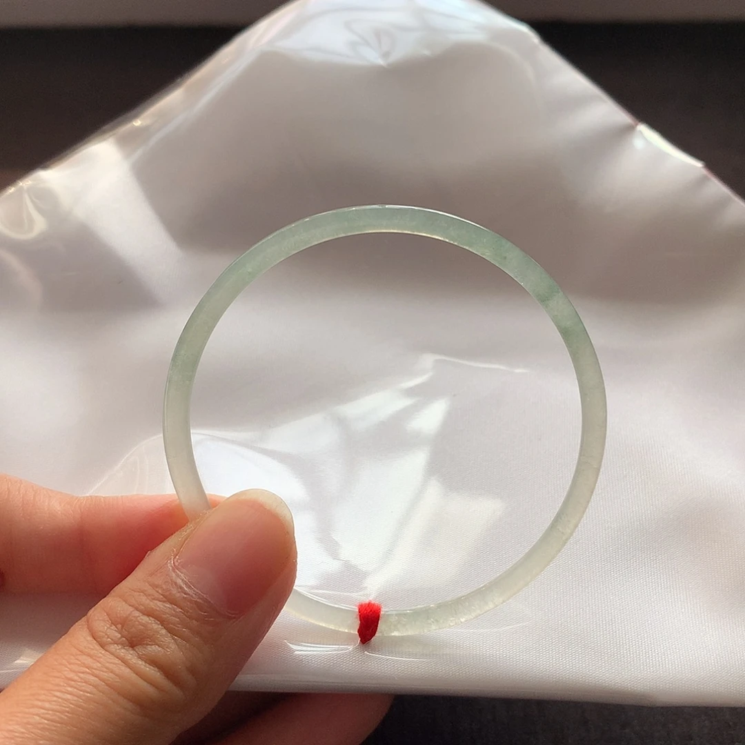 翡翠未镶嵌手镯53完美