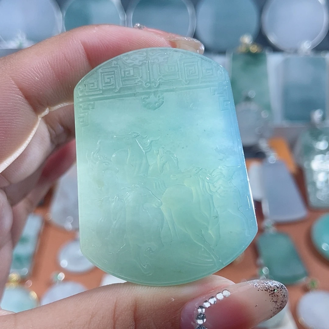 翡翠未镶嵌吊坠(不含链)