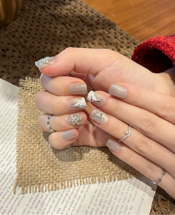 Lxc-Nail — 圣诞树