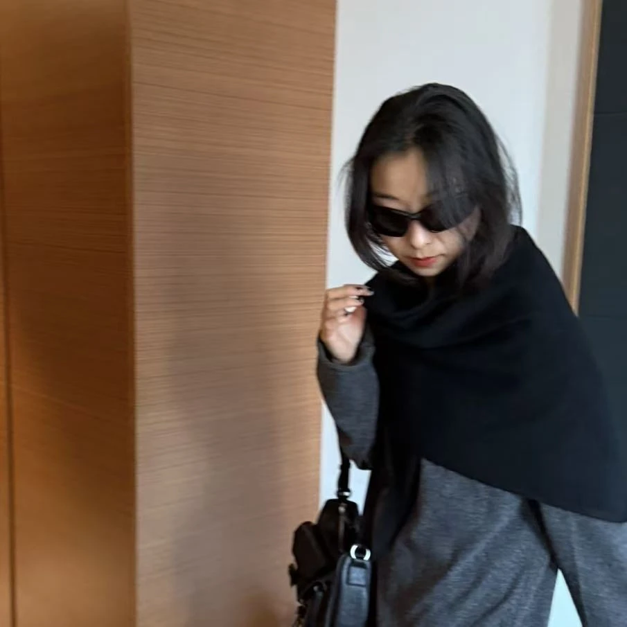 No退！退永黑！软糯羊毛三角围巾
