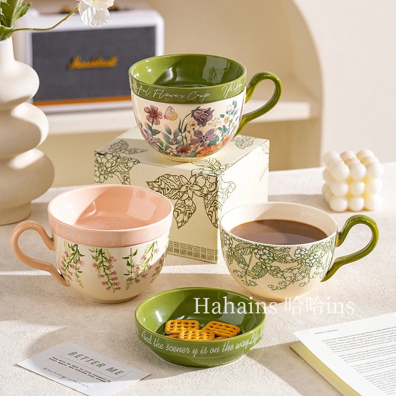 高颜值陶瓷咖啡杯带盖轻奢高级马克杯家用大容量水杯情侣早餐杯