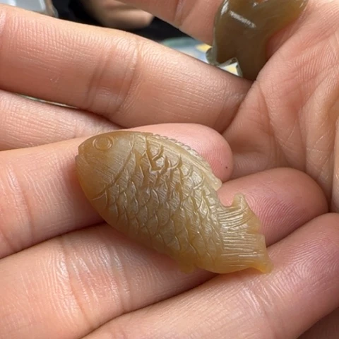 和田玉（糖玉）颈饰未镶嵌