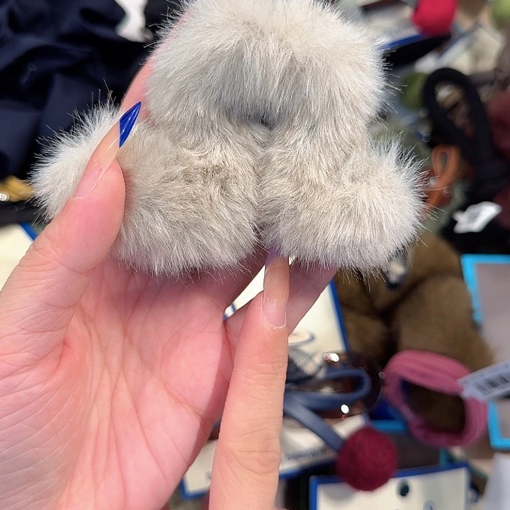 L***时白色毛毛半抓家款式