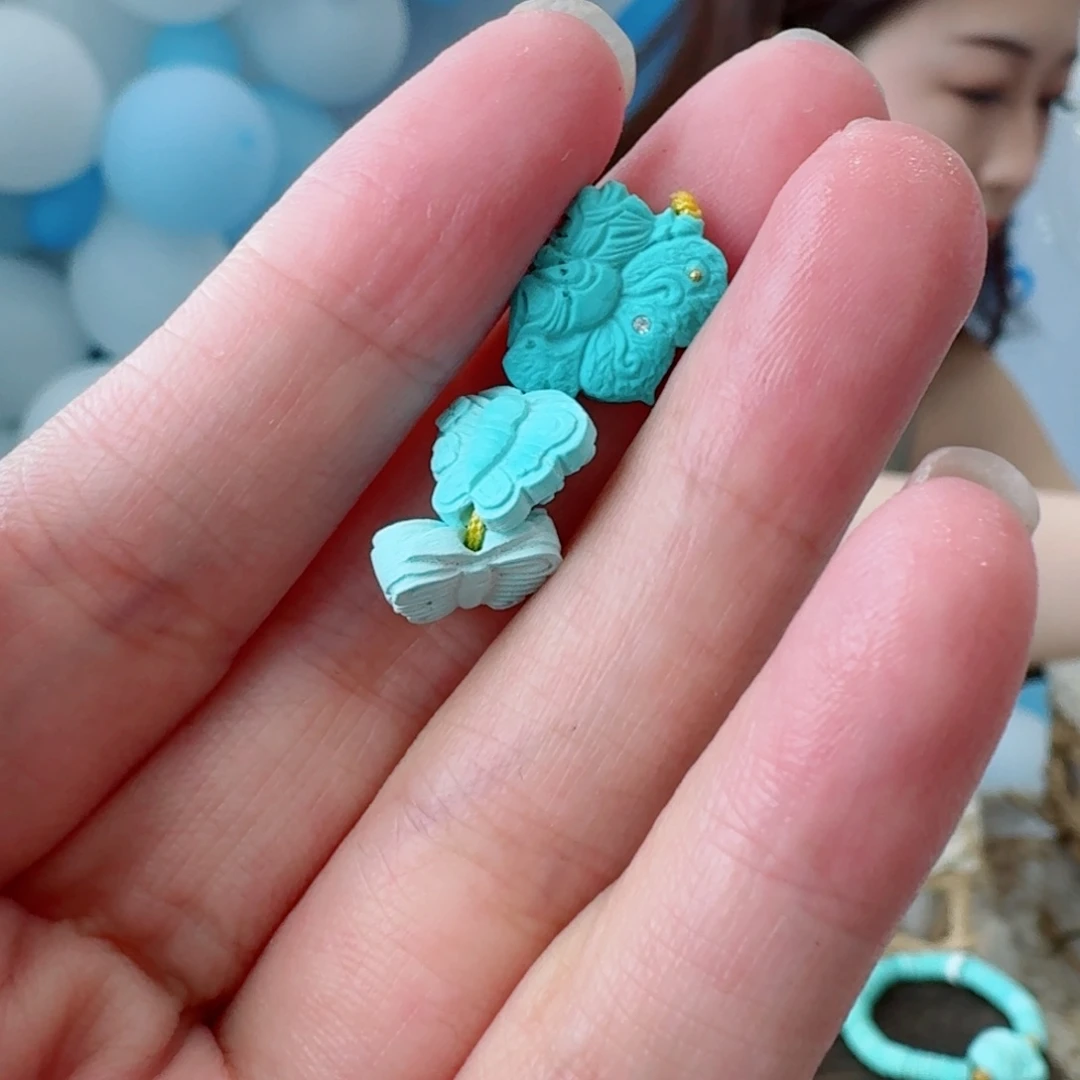 未镶嵌绿松石珠宝奇石