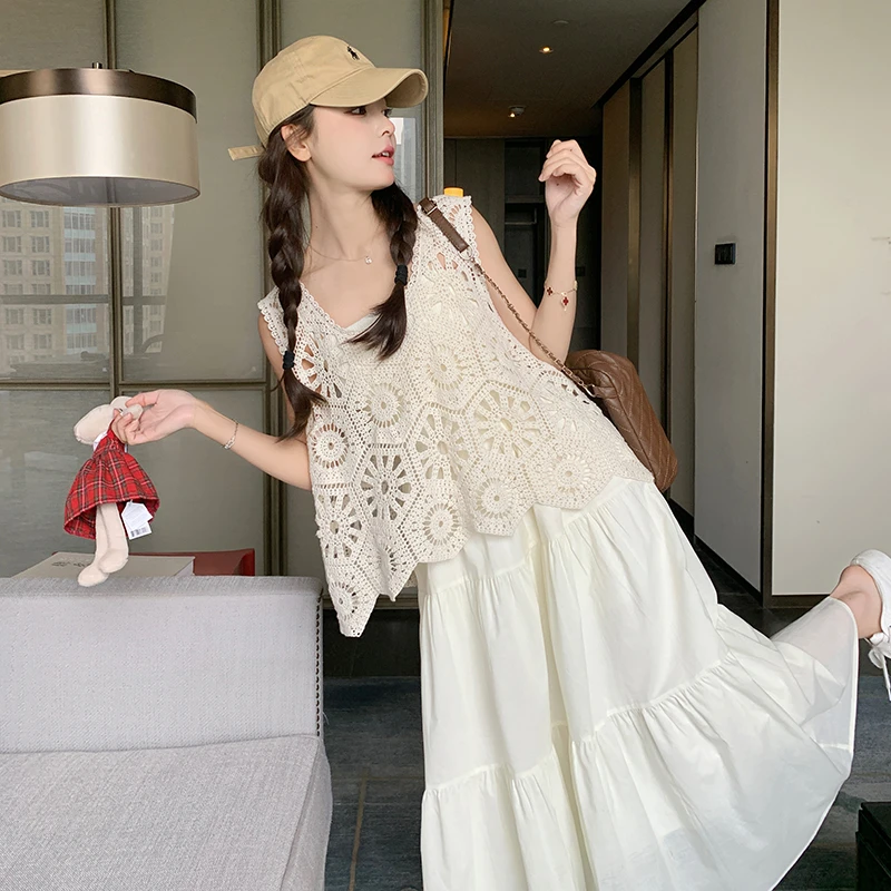 米白色镂空碎花钩花马甲+吊带连衣裙宽松夏季蕾丝裙子套装7655-