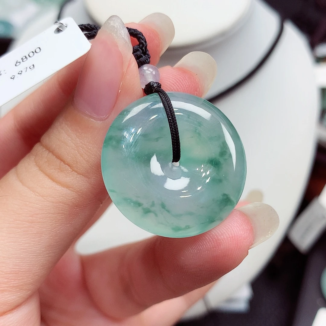 翡翠未镶嵌颈饰翡翠60，26.3/6.1