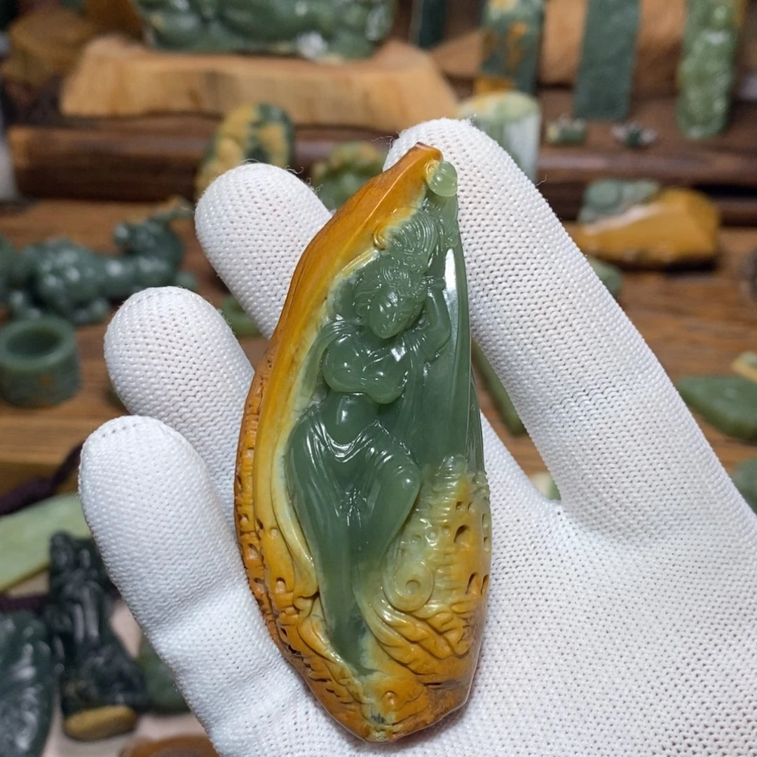 岫岩河磨玉（透闪石质玉）未镶嵌把件