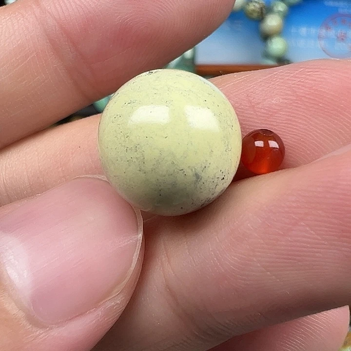 未镶嵌配饰南红玛瑙卡14