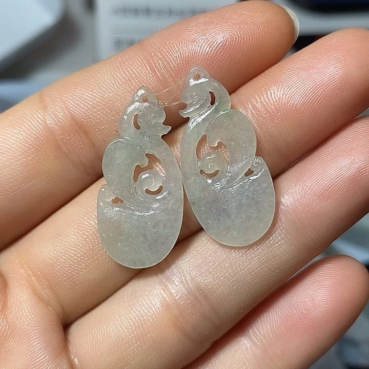 颈饰未镶嵌翡翠定制毛货