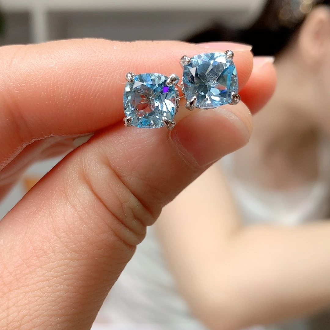 银S925镶嵌耳饰托帕石