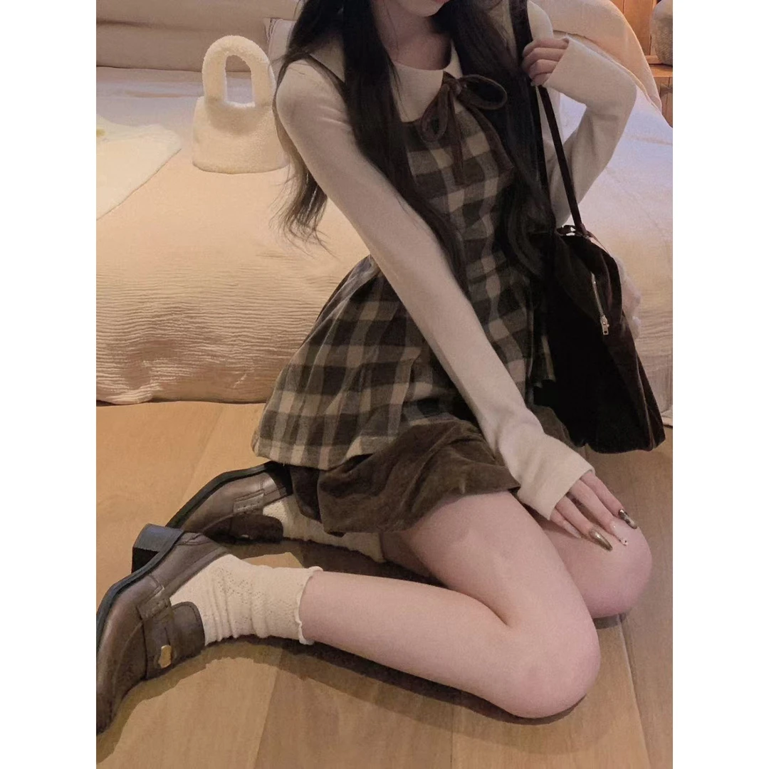 THETURE 曲奇塔连衣裙