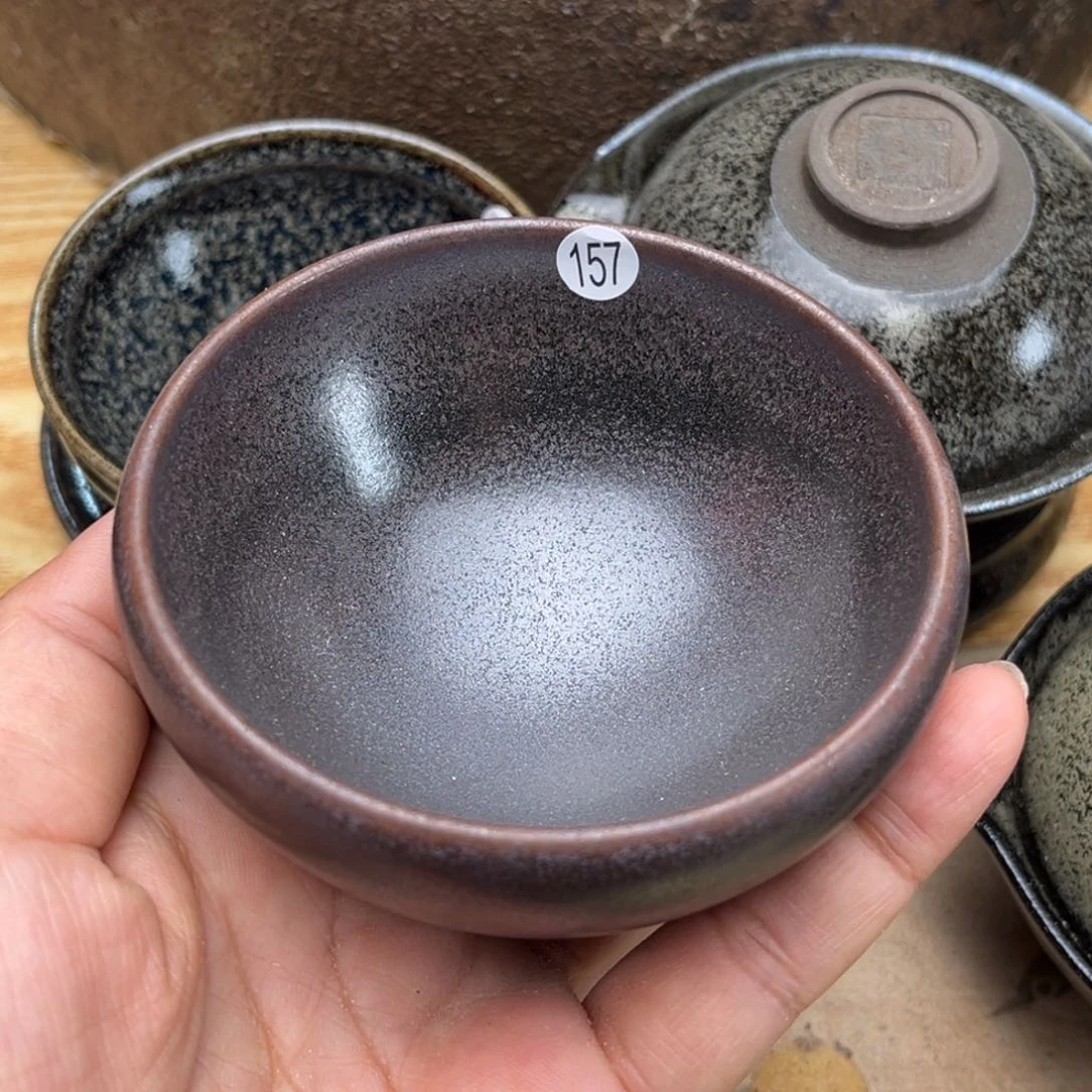 茶盏义兴龙窑坚持真柴烧