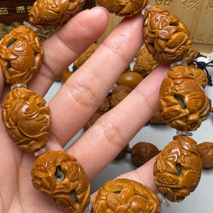 手串/手链橄榄核鱼戏莲花