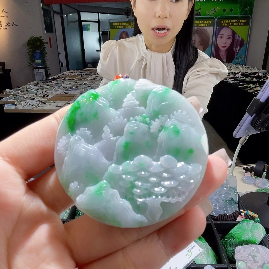 颈饰未镶嵌翡翠一