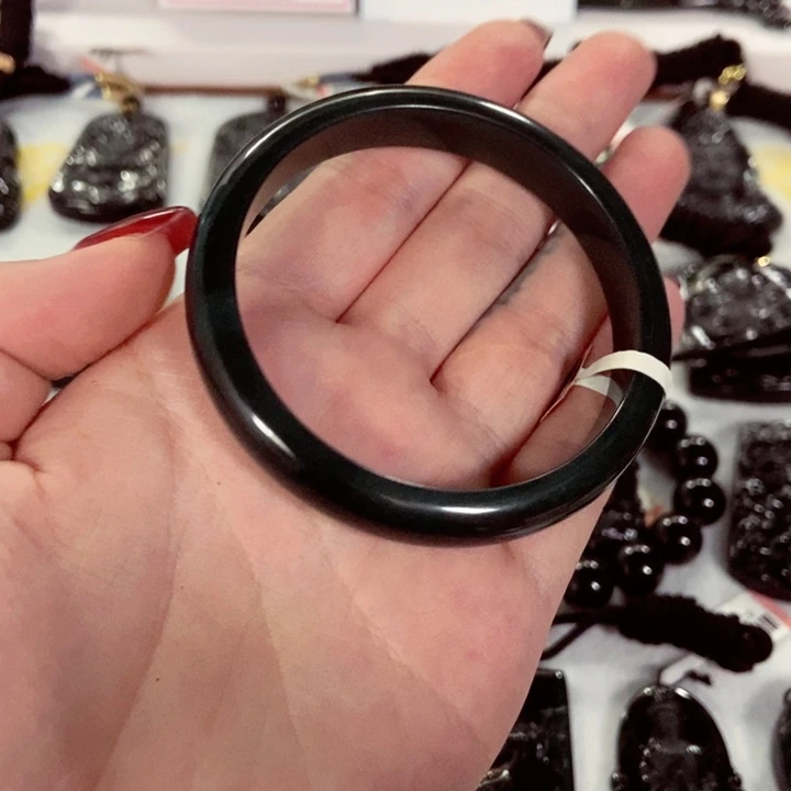 丹***子翡翠未镶嵌颈饰翡翠