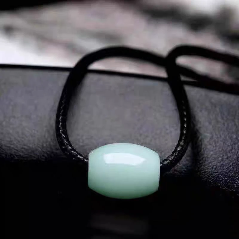 天然缅甸翡翠A货吊坠路路通玉石转运珠 简约糯种夏季锁骨链男女款