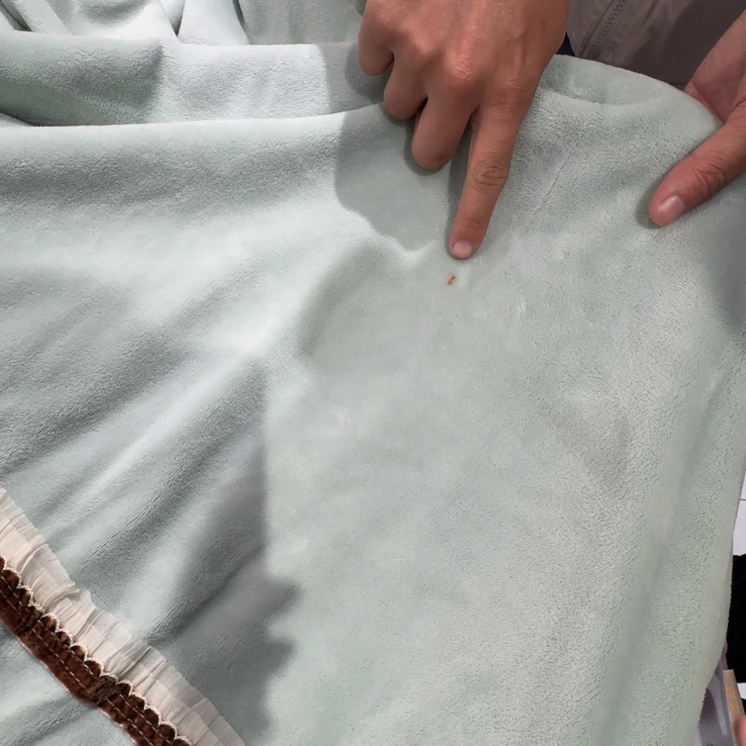 绵羊毛聚酯纤维两米被套微瑕