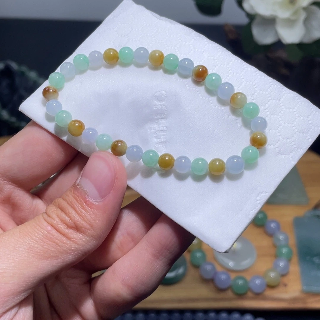 定制翡翠未镶嵌手串