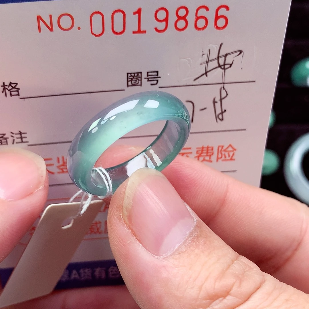 翡翠未镶嵌戒指天然