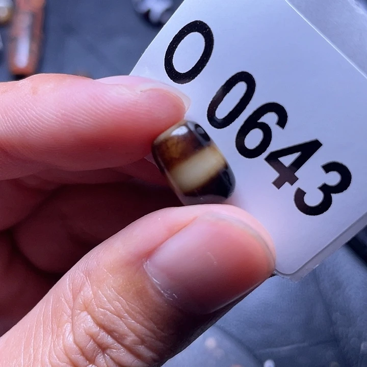 玛瑙/玉髓颈饰未镶嵌瑕疵